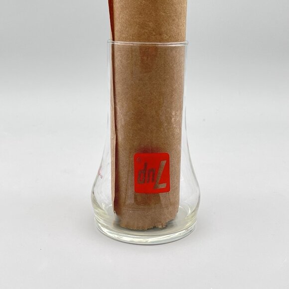Vintage 1970s 7UP The Uncola Upside Down Drinking Glass 5.75" Tall - Picture 1 of 5